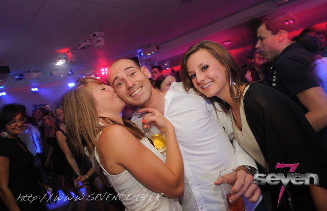 Cliquer pour voir l'image en taille réelle