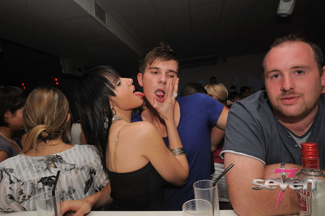 Cliquer pour voir l'image en taille réelle