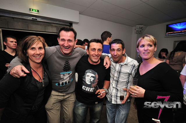 Cliquer pour voir l'image en taille réelle