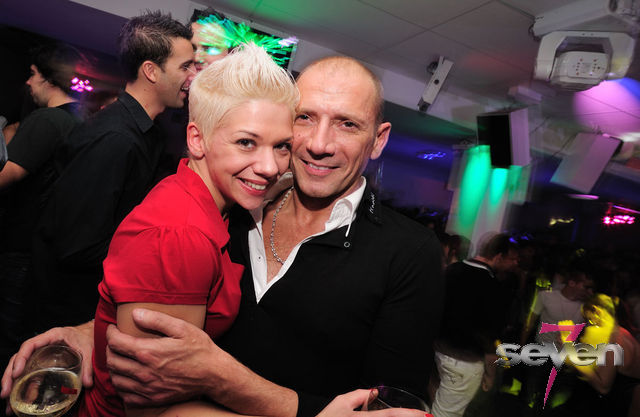 Cliquer pour voir l'image en taille réelle