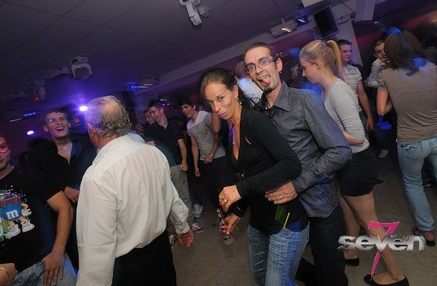 Cliquer pour voir l'image en taille réelle