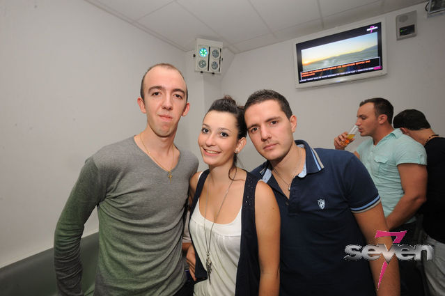 Cliquer pour voir l'image en taille réelle