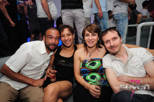 Cliquer pour voir l'image en taille réelle