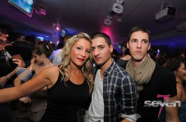 Cliquer pour voir l'image en taille réelle