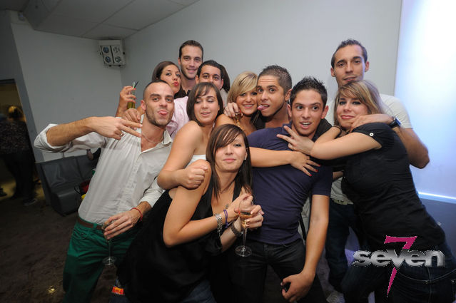 Cliquer pour voir l'image en taille réelle