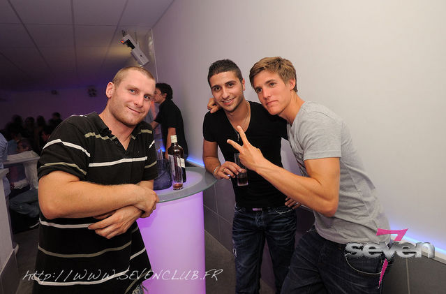 Cliquer pour voir l'image en taille réelle