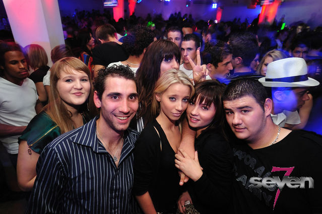 Cliquer pour voir l'image en taille réelle