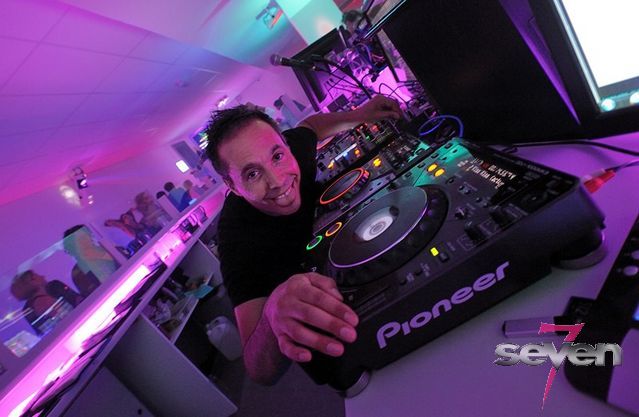 Cliquer pour voir l'image en taille réelle