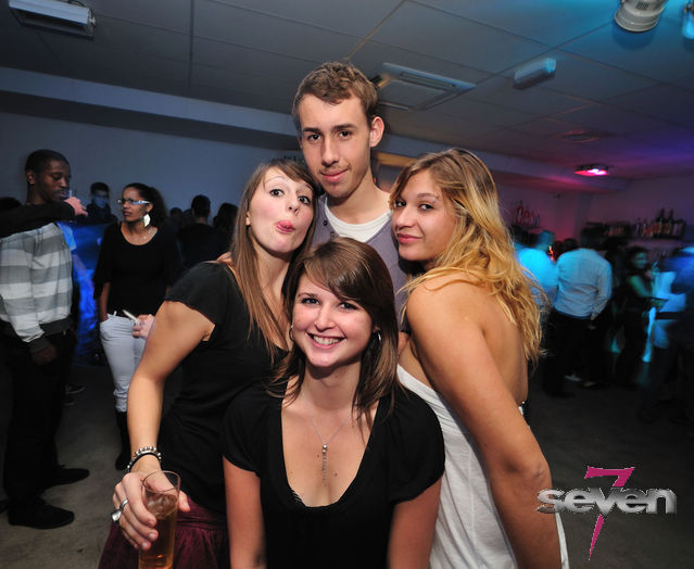 Cliquer pour voir l'image en taille réelle