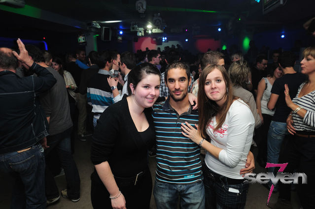 Cliquer pour voir l'image en taille réelle