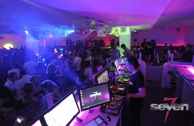 Cliquer pour voir l'image en taille réelle