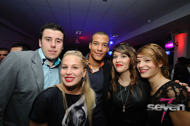 Cliquer pour voir l'image en taille réelle