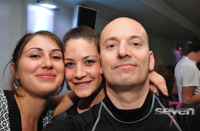 Cliquer pour voir l'image en taille réelle