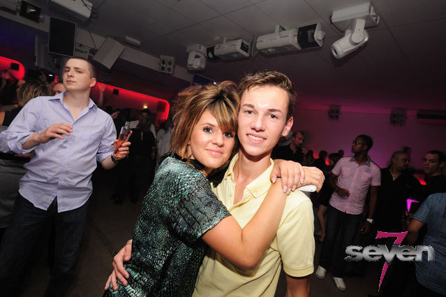 Cliquer pour voir l'image en taille réelle