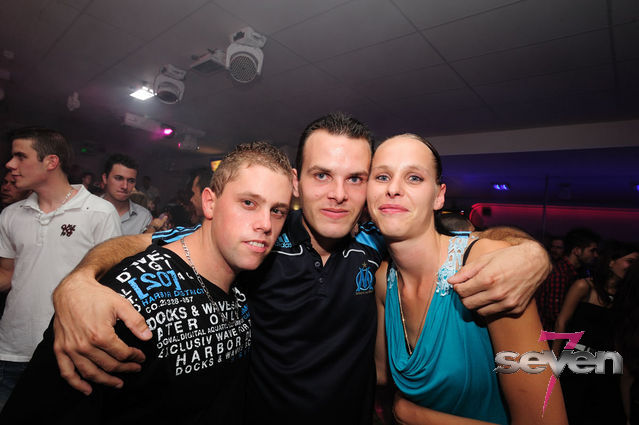 Cliquer pour voir l'image en taille réelle