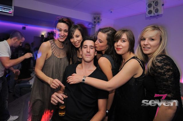 Cliquer pour voir l'image en taille réelle