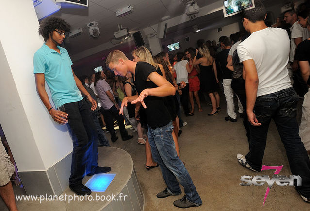 Cliquer pour voir l'image en taille réelle