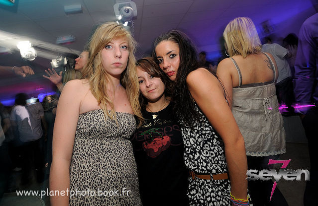 Cliquer pour voir l'image en taille réelle