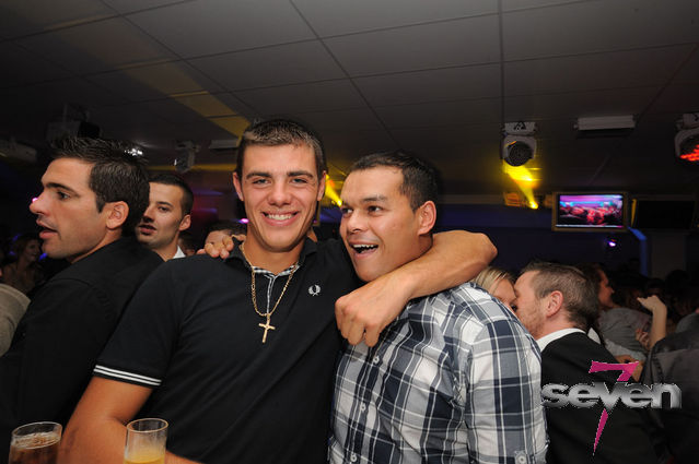 Cliquer pour voir l'image en taille réelle