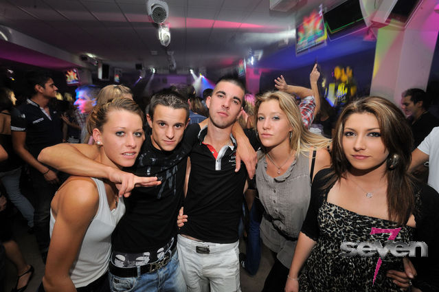 Cliquer pour voir l'image en taille réelle