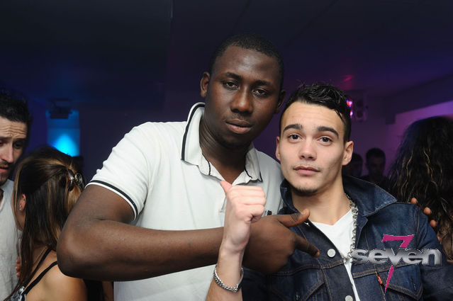 Cliquer pour voir l'image en taille réelle