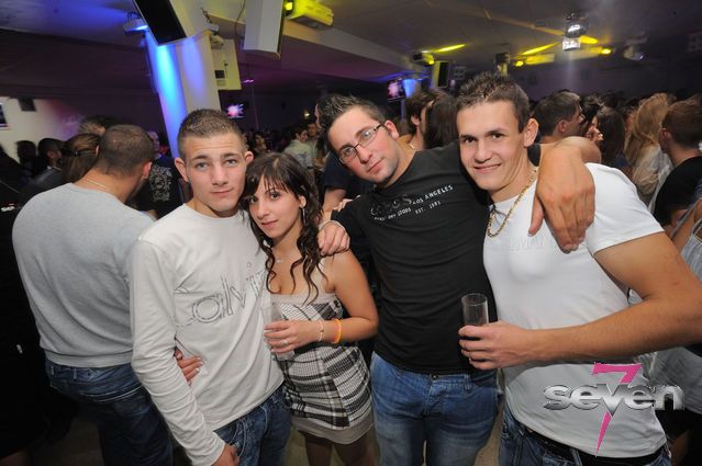 Cliquer pour voir l'image en taille réelle