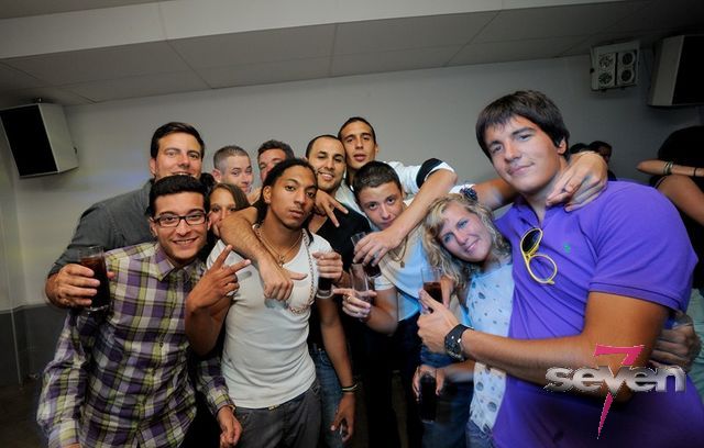 Cliquer pour voir l'image en taille réelle