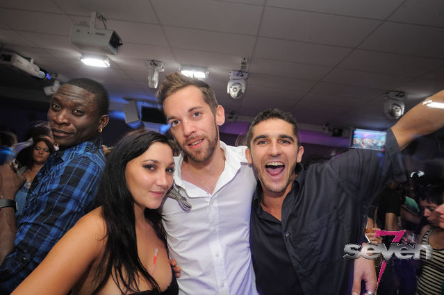 Cliquer pour voir l'image en taille réelle