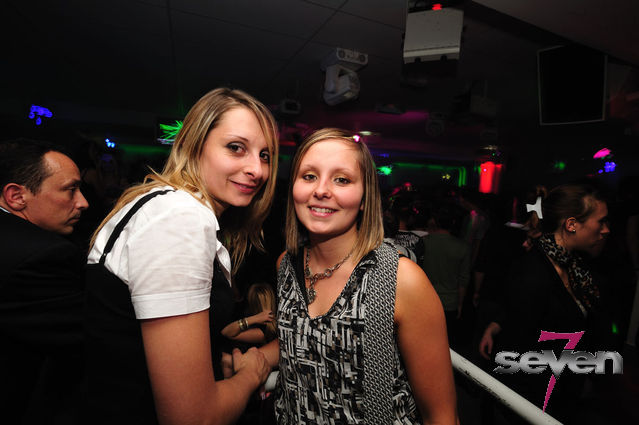 Cliquer pour voir l'image en taille réelle