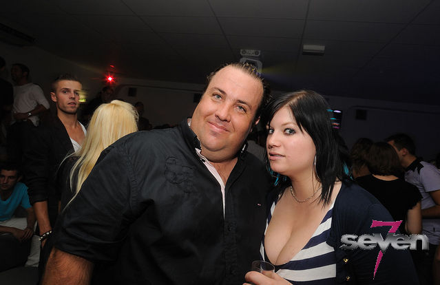 Cliquer pour voir l'image en taille réelle