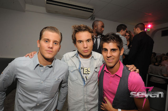 Cliquer pour voir l'image en taille réelle