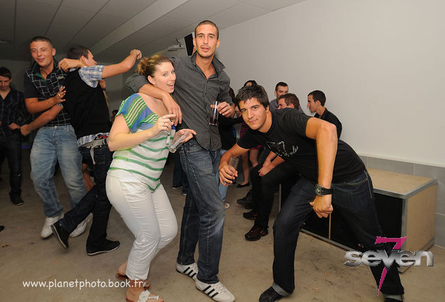 Cliquer pour voir l'image en taille réelle