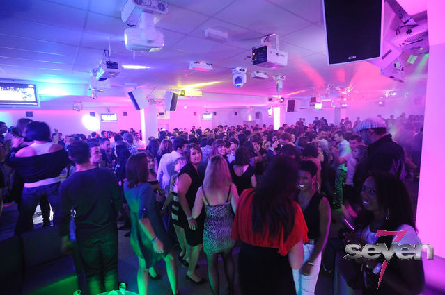 Cliquer pour voir l'image en taille réelle