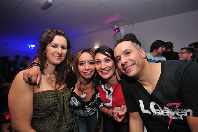 Cliquer pour voir l'image en taille réelle