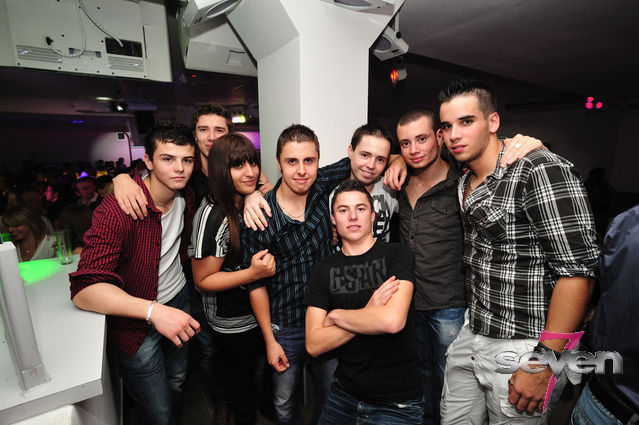 Cliquer pour voir l'image en taille réelle