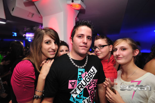 Cliquer pour voir l'image en taille réelle