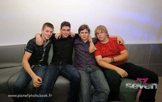 Cliquer pour voir l'image en taille réelle