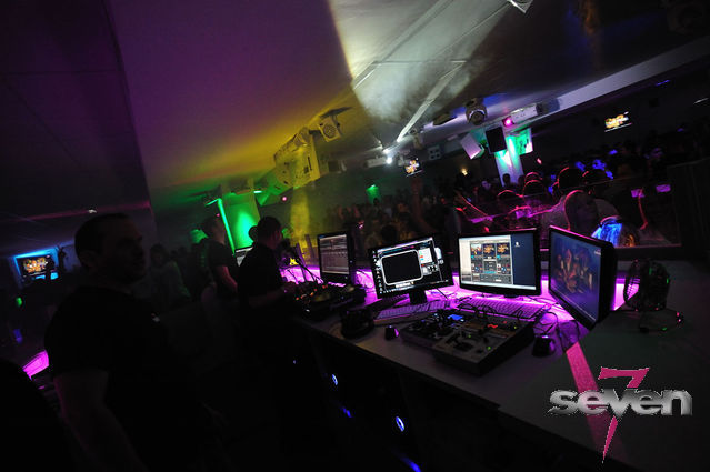 Cliquer pour voir l'image en taille réelle