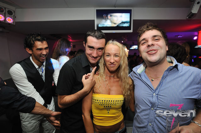 Cliquer pour voir l'image en taille réelle