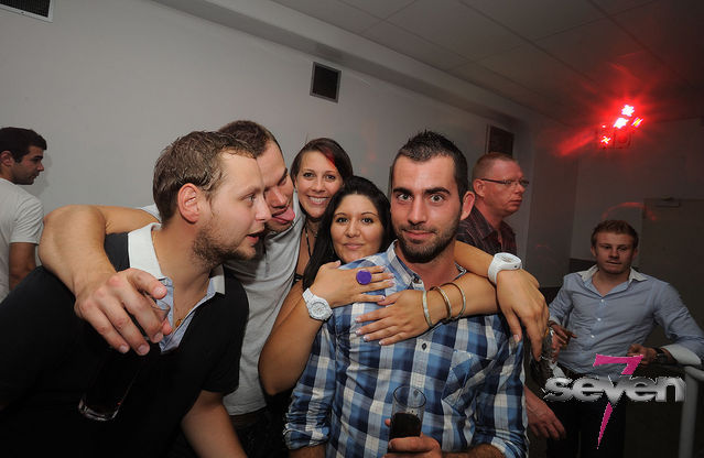 Cliquer pour voir l'image en taille réelle