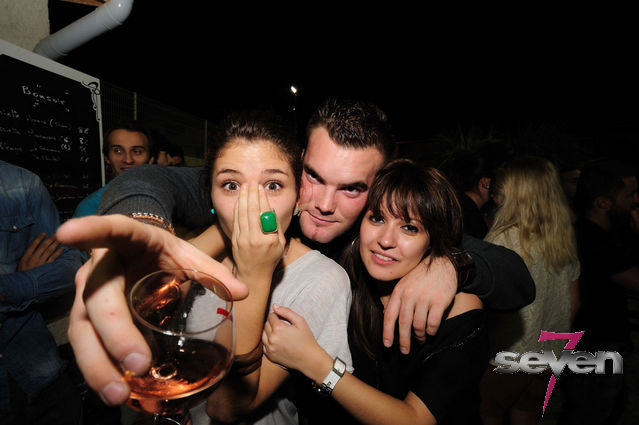 Cliquer pour voir l'image en taille réelle