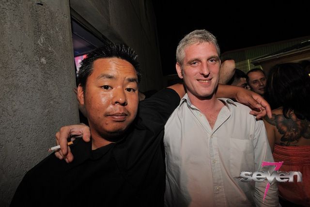 Cliquer pour voir l'image en taille réelle