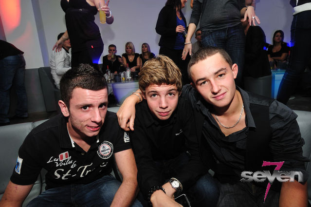 Cliquer pour voir l'image en taille réelle