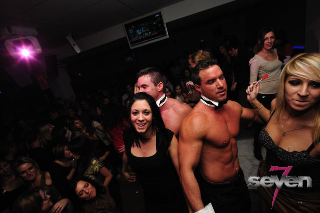 Cliquer pour voir l'image en taille réelle