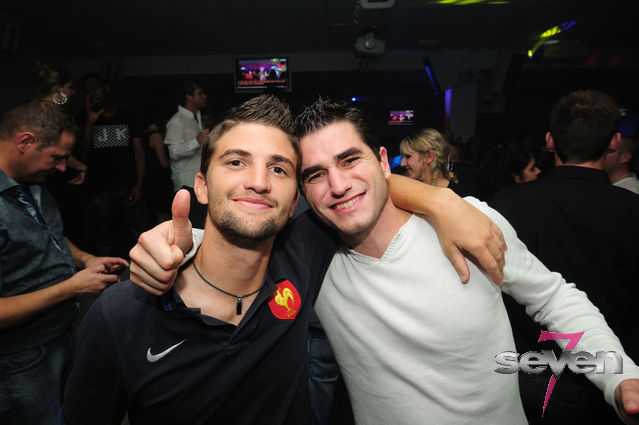 Cliquer pour voir l'image en taille réelle