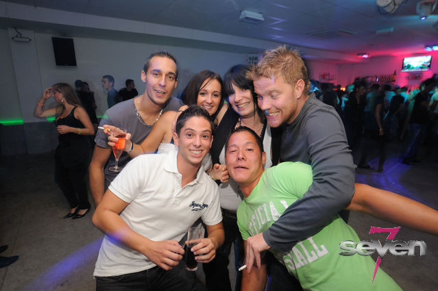 Cliquer pour voir l'image en taille réelle