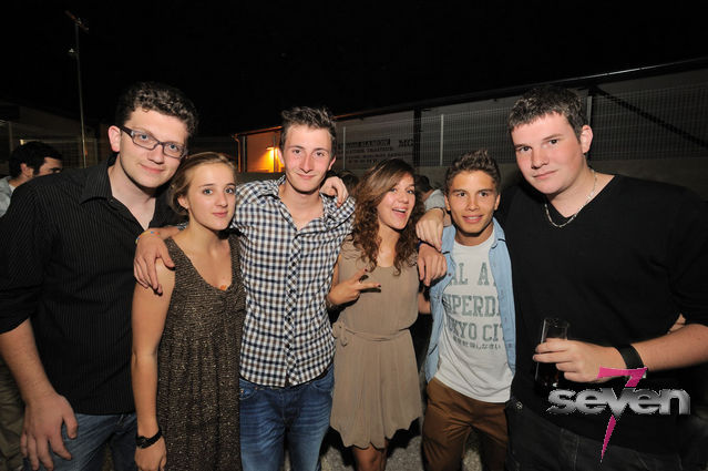 Cliquer pour voir l'image en taille réelle