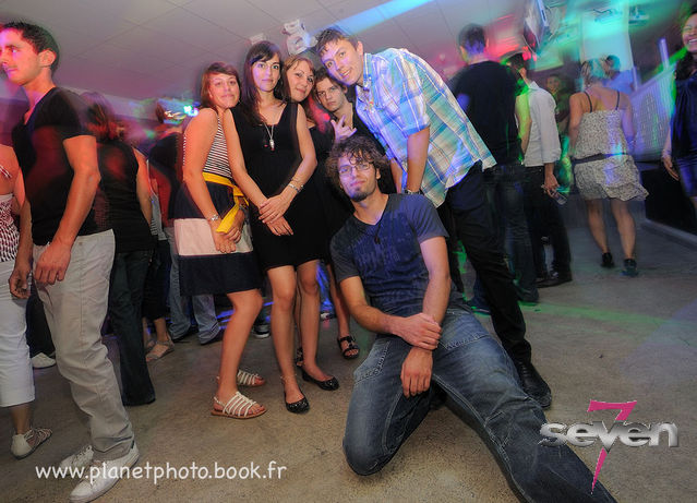 Cliquer pour voir l'image en taille réelle