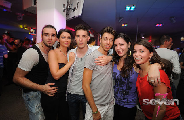 Cliquer pour voir l'image en taille réelle