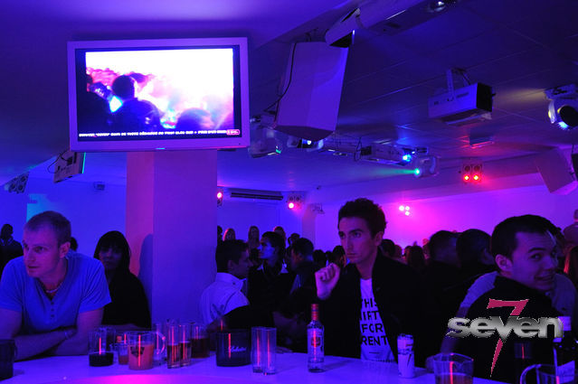 Cliquer pour voir l'image en taille réelle